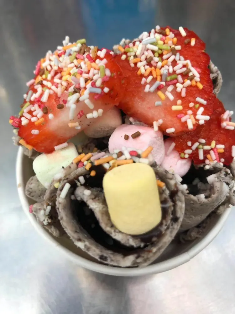 Ice Rolls (2)